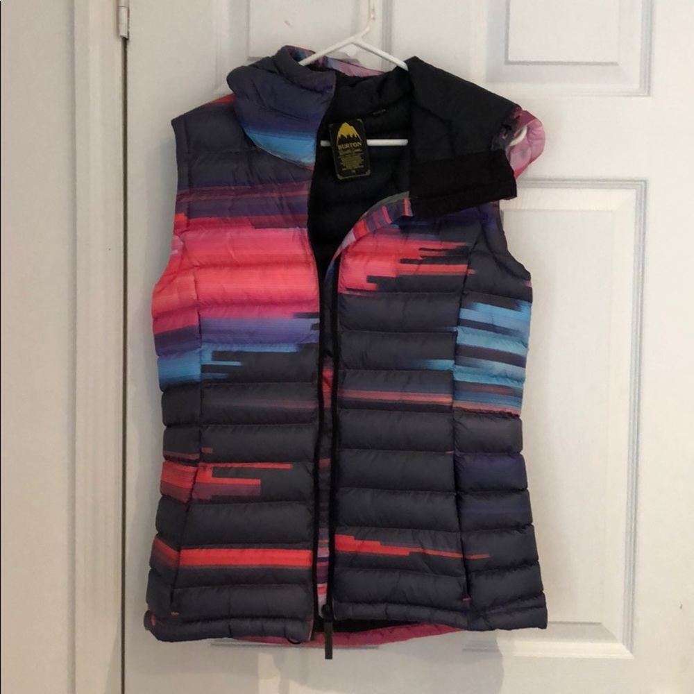 Burton women's insulated vest, multi color